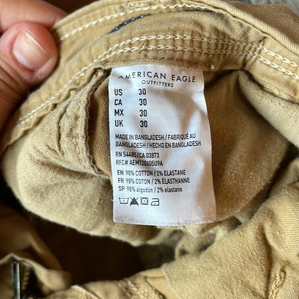 American eagle set of shorts both for 30 - Picture 2 of 2